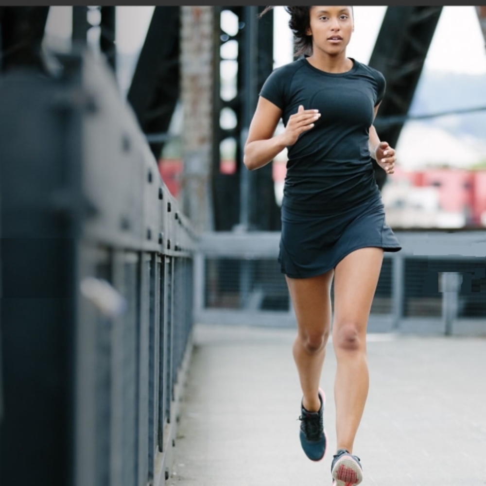 LULULEMON  Lululemon Swiftly Tech Short Sleeve Crew Black / Black
